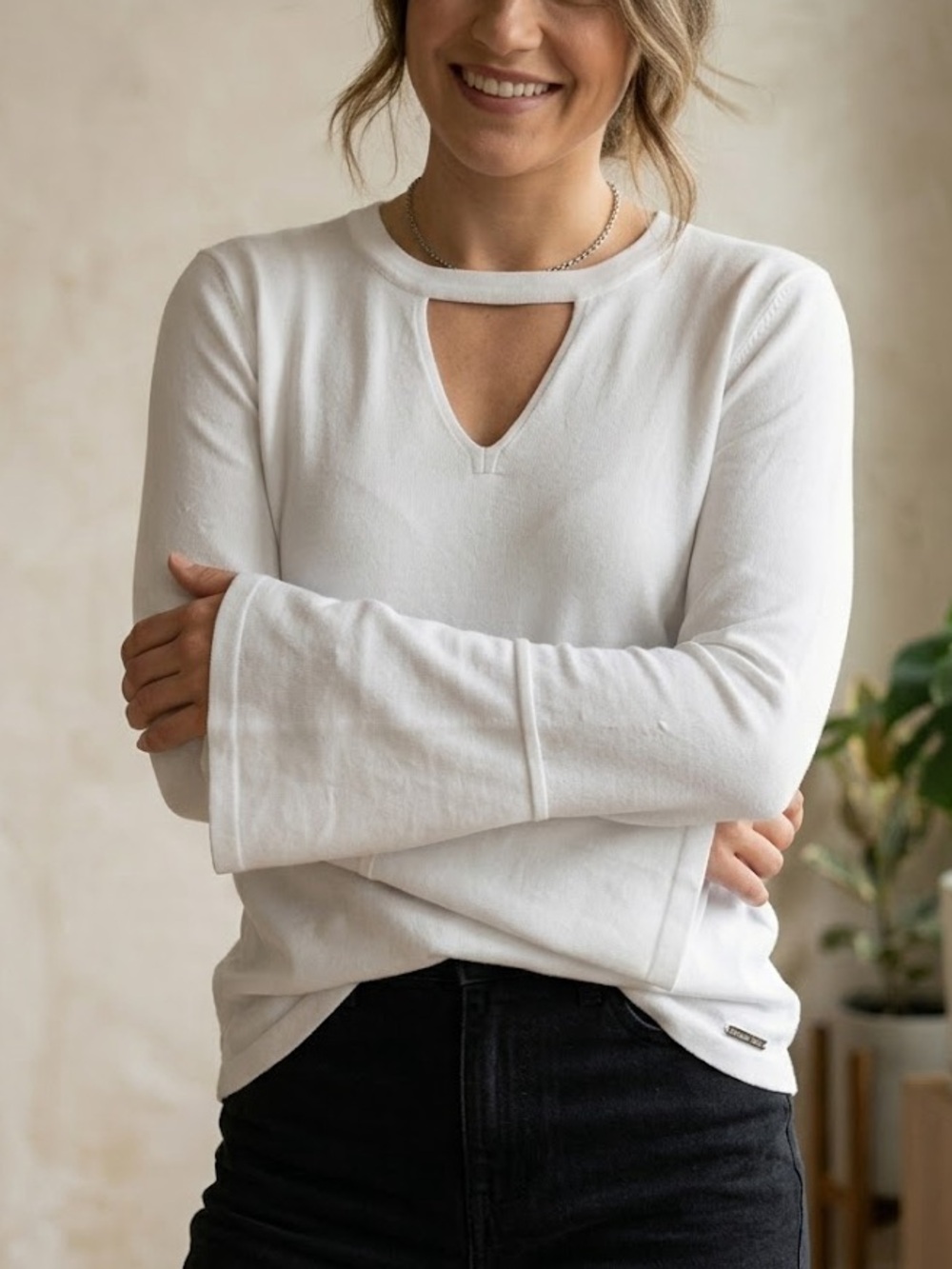 MICHAEL Michael Kors White Cutout Keyhole Bell Sleeve Knit Top